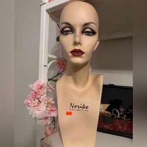 Vintage Noriko Collection Long Neck Mannequin Bust Premium Wig & Jewelry Displ